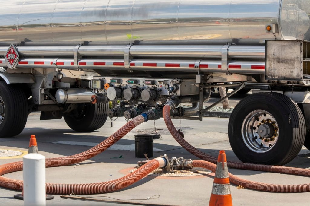 Petroleum Cable: What Makes a Cable Suitable for Gasoline and Fueling Environments?